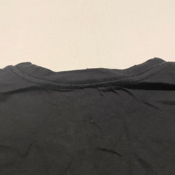 Levis Distressed Relaxed Fit Tshirt Mens Size Medium Shirt - Picture 16 of 16